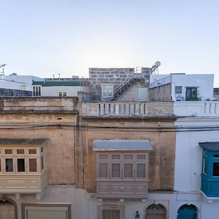 Beautiful, Typical Maltese 4Br Home With Roof Top By 360 Estates Σλιέμα Εξωτερικό φωτογραφία