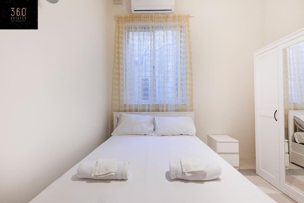 Beautiful, Typical Maltese 4Br Home With Roof Top By 360 Estates Σλιέμα Εξωτερικό φωτογραφία